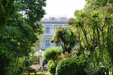 Guernsey, Grange Lodge Hotel, inkl. Flug