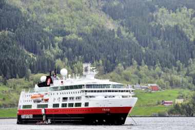 Im Kielwasser der Wikinger mit MS Fram